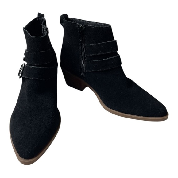 Steve Madden Women’s Niall Black Cow Suede Western Buckle Ankle Boots - Picture 4 of 12